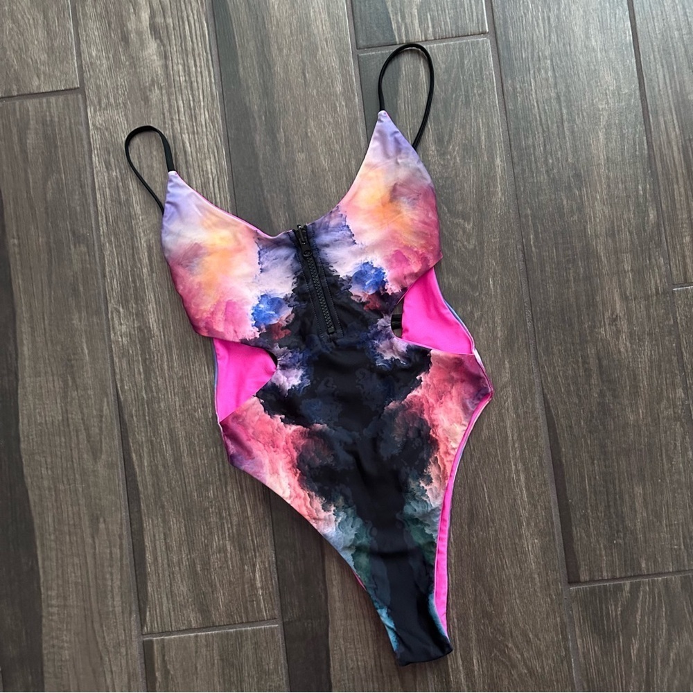 Satellite Island One Piece Swimsuit in Galaxy/Flamingo Reversible Sz S - Picture 3 of 6